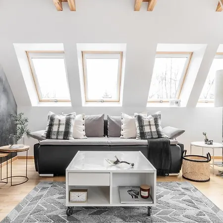 Rent Like - Zamoyskiego Ii Apartment *