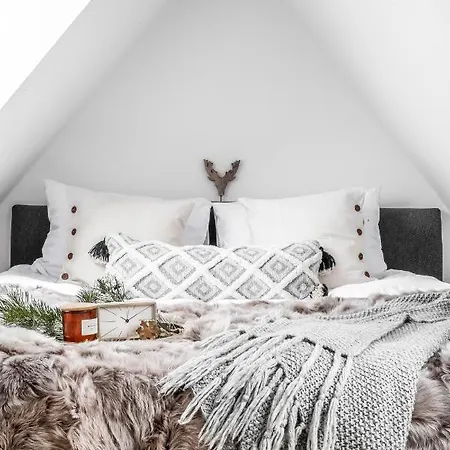 Rent Like - Zamoyskiego Ii Apartment *